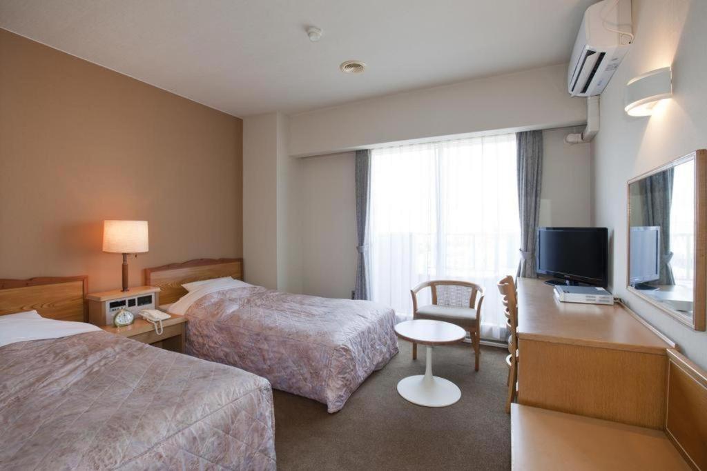 Hotel Tenchikaku Hitachi Extérieur photo