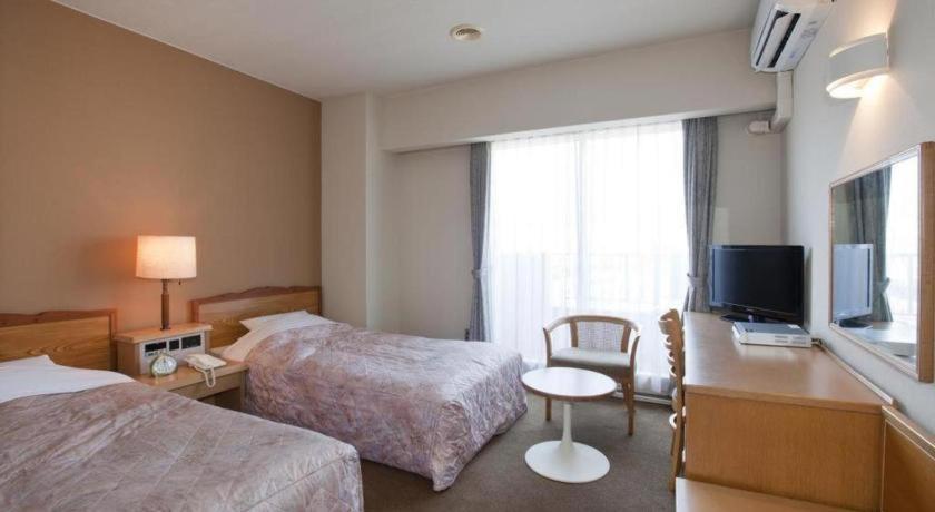 Hotel Tenchikaku Hitachi Extérieur photo